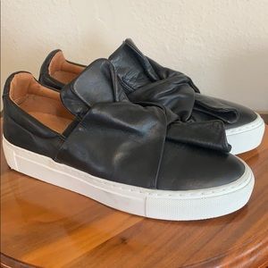 Brusque shoes, Sz 6 1/2